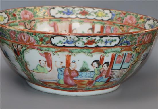 A Chinese Famille Rose bowl, diameter, 26.5cm.